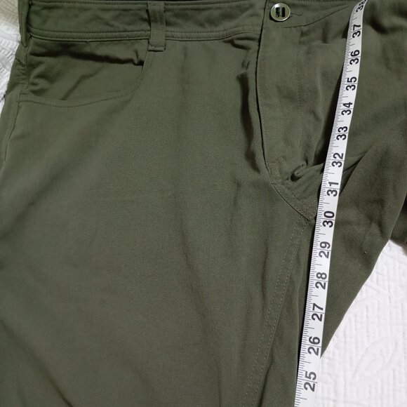 Under Armour Mens Loose Fit Nylon Cargo Pants Size 42/30 Green - Picture 10 of 11